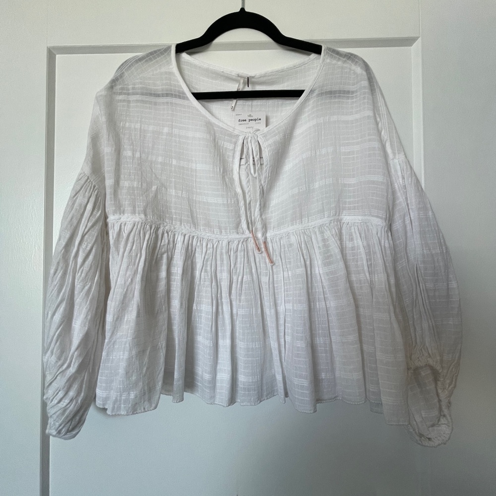 Free People White Textured Blouse with billowy sleeves